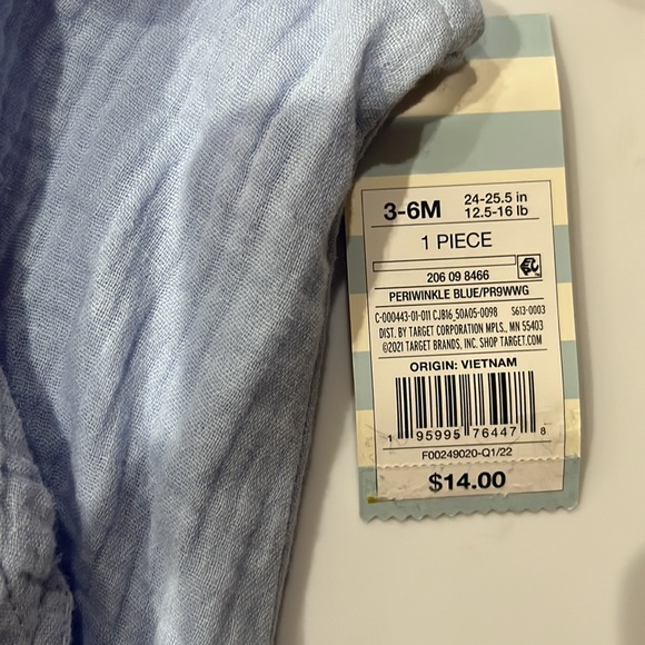 NWT Shark Hooded Onesie - Picture 5 of 5